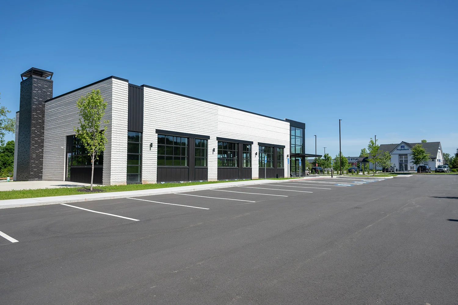 S Windsor Cedar Ave 0211.webp